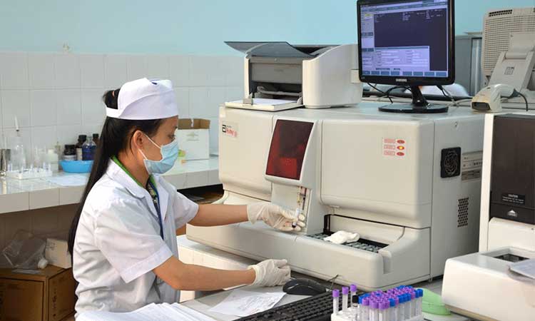 Xây dựng, ban hành tiêu chuẩn quốc gia về trang thiết bị y tế